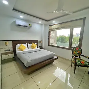  Guest house The Desire Cyberhub India